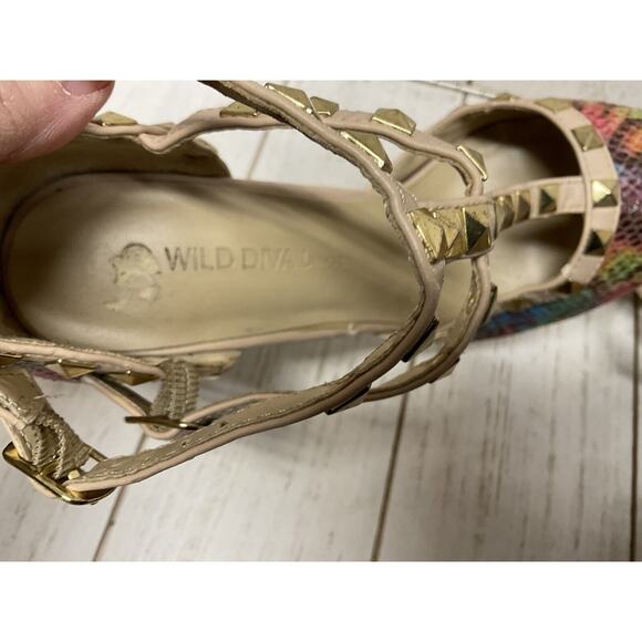 Wild Diva Lounge Women’s Multi Color Studded Faux Leather Stilettos Size 6 Heels - Picture 11 of 13